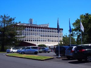 AIS : Auckland Institute of Studies New Zealand